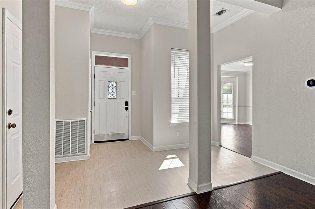 7105 Isle Royale Drive Property Photo 5