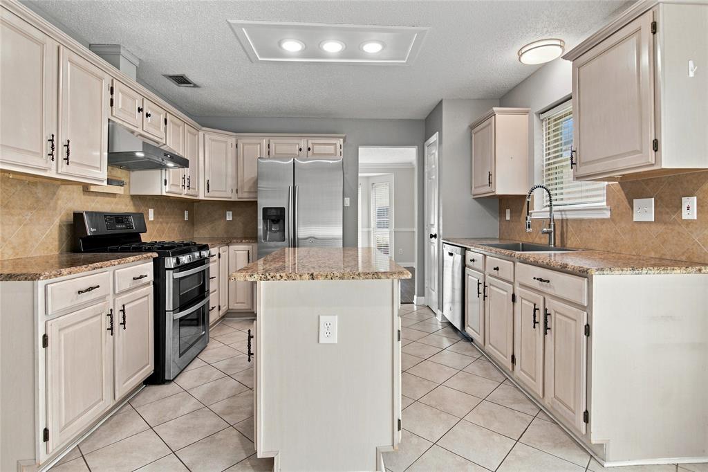 7105 Isle Royale Drive Property Photo 12