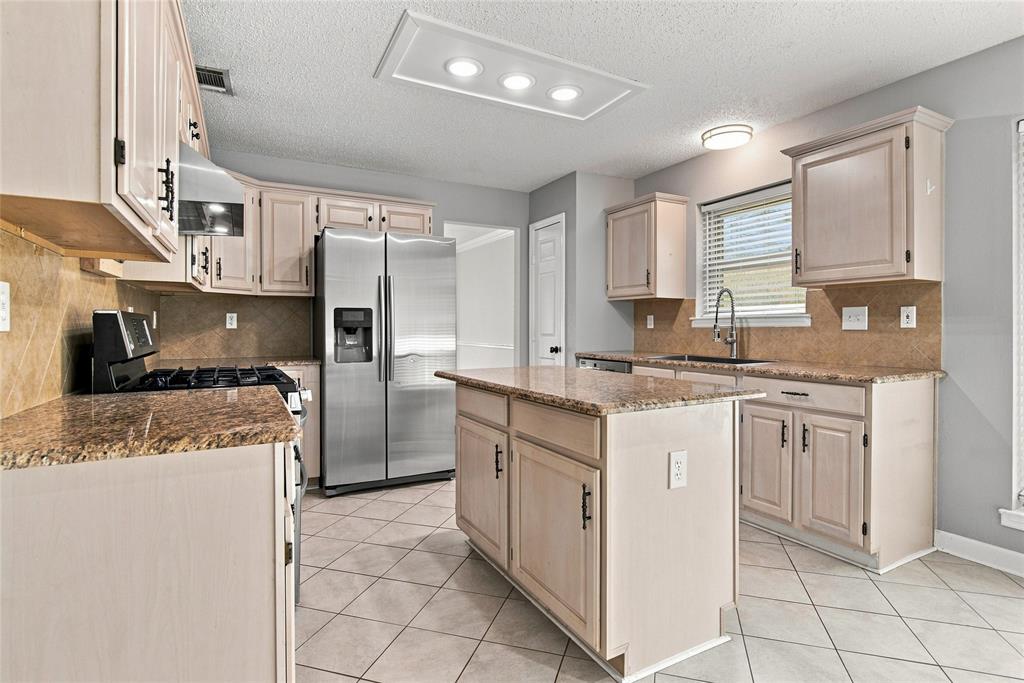 7105 Isle Royale Drive Property Photo 14