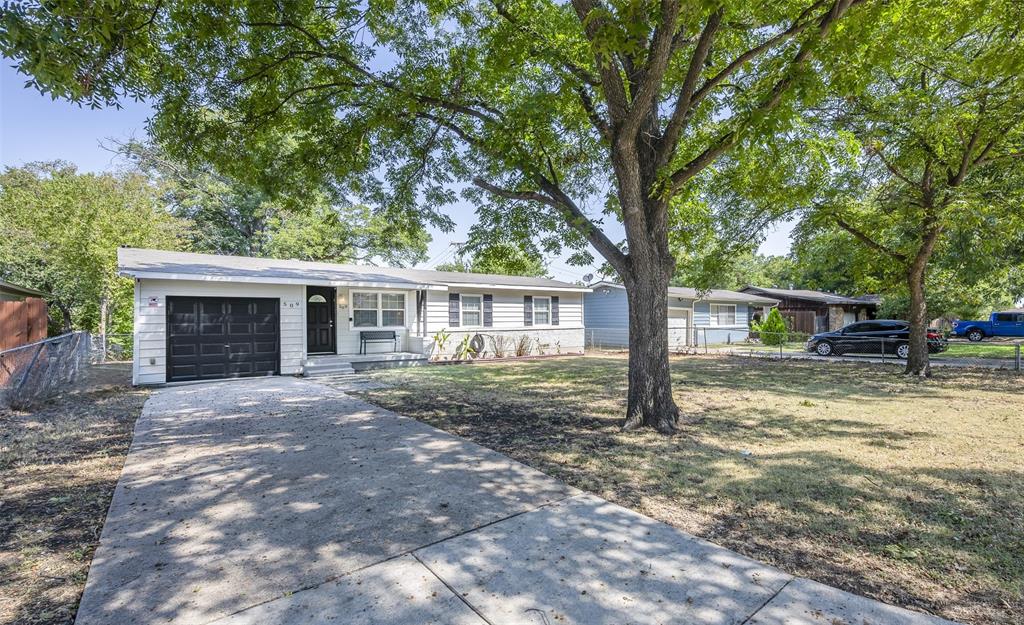509 Circle Drive Property Photo 2