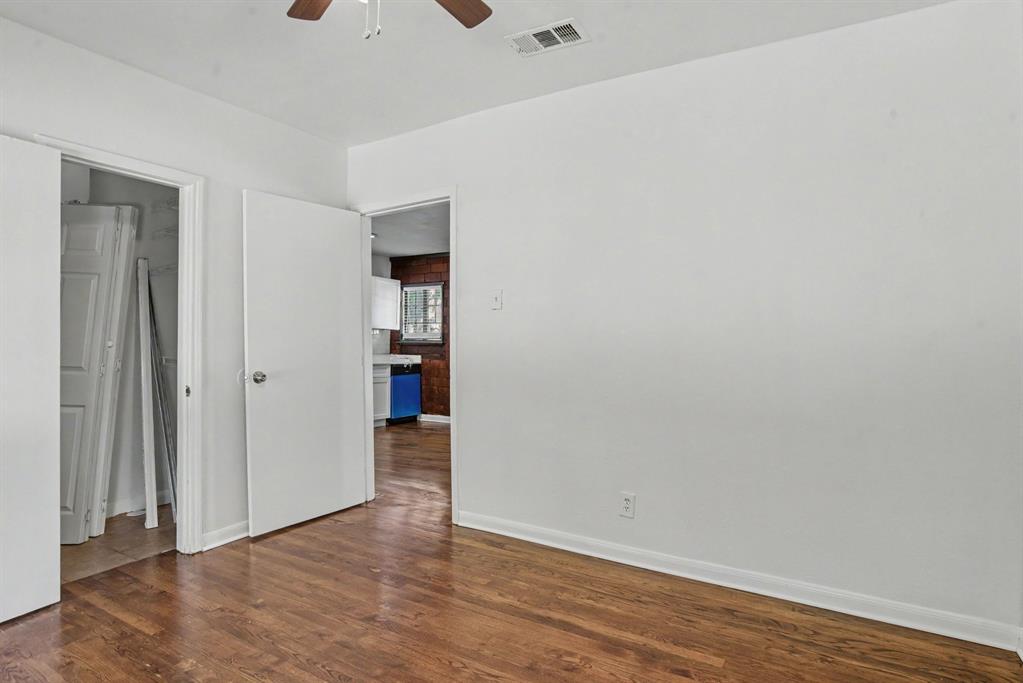 405 N Prairie Property Photo 12