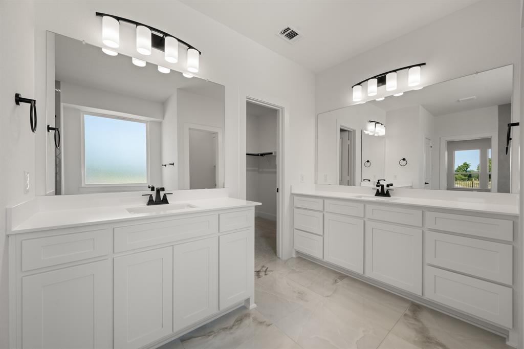 1610 Whisperwood Way Property Photo 18