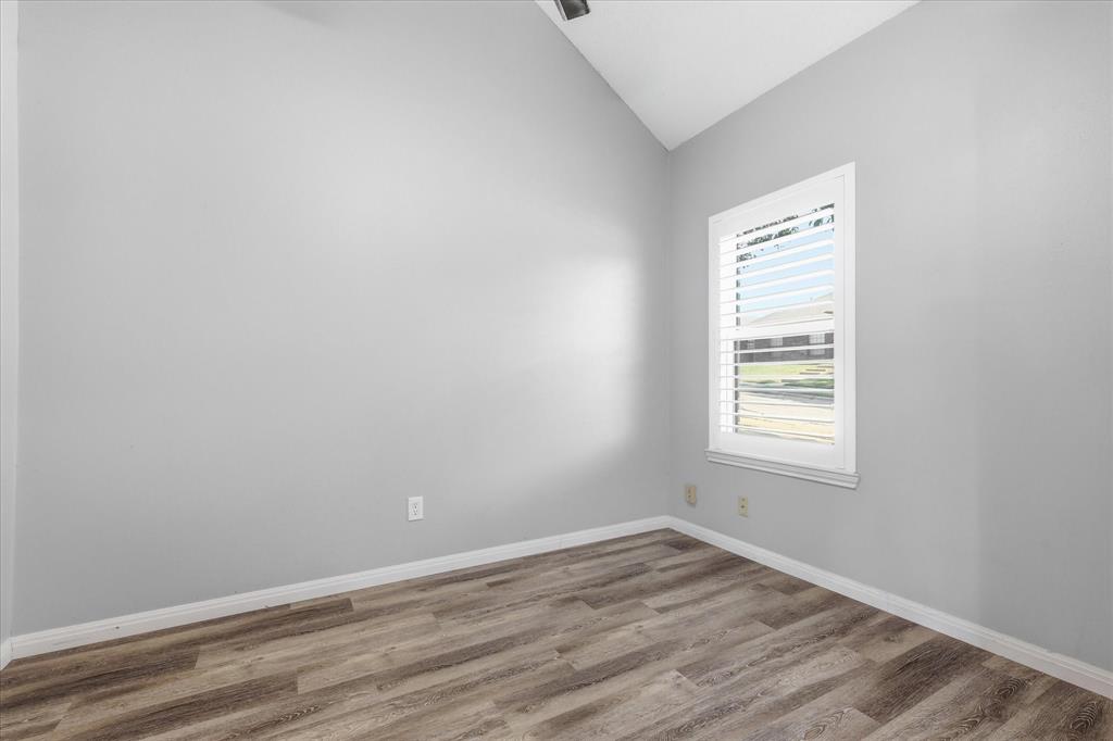 4311 Harvest Hill Road Property Photo 6