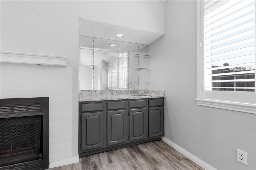 4311 Harvest Hill Road Property Photo 10