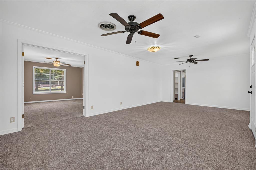 12434 Fm 937 Property Photo 29