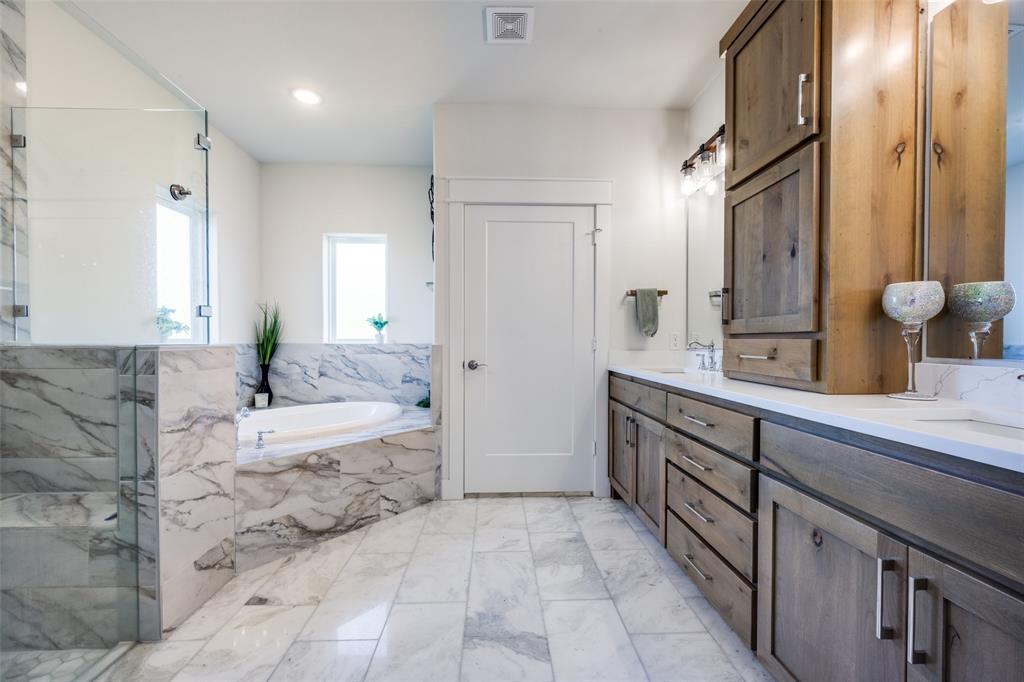 745 River Oak Way Property Photo 16