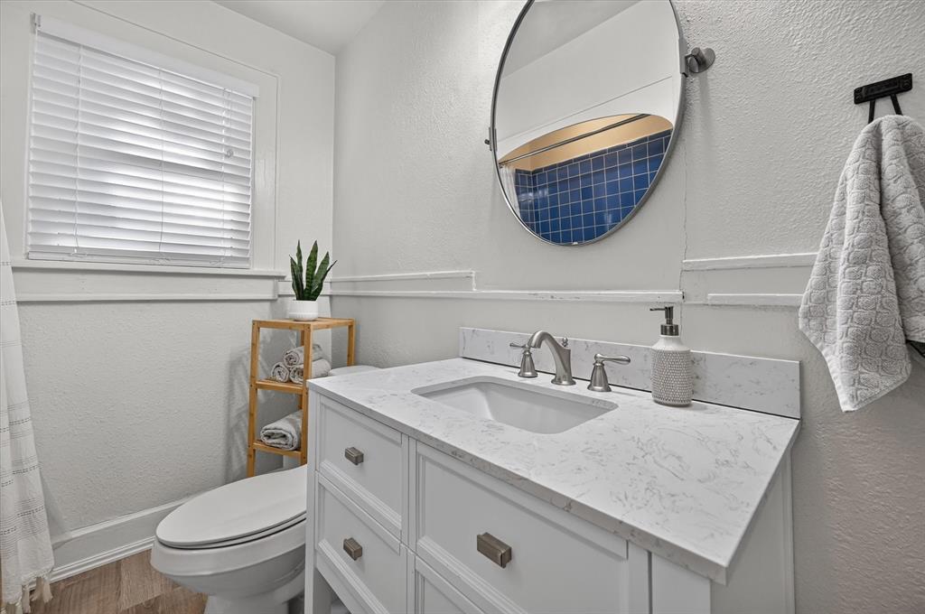 3217 Greene Avenue Property Photo 15