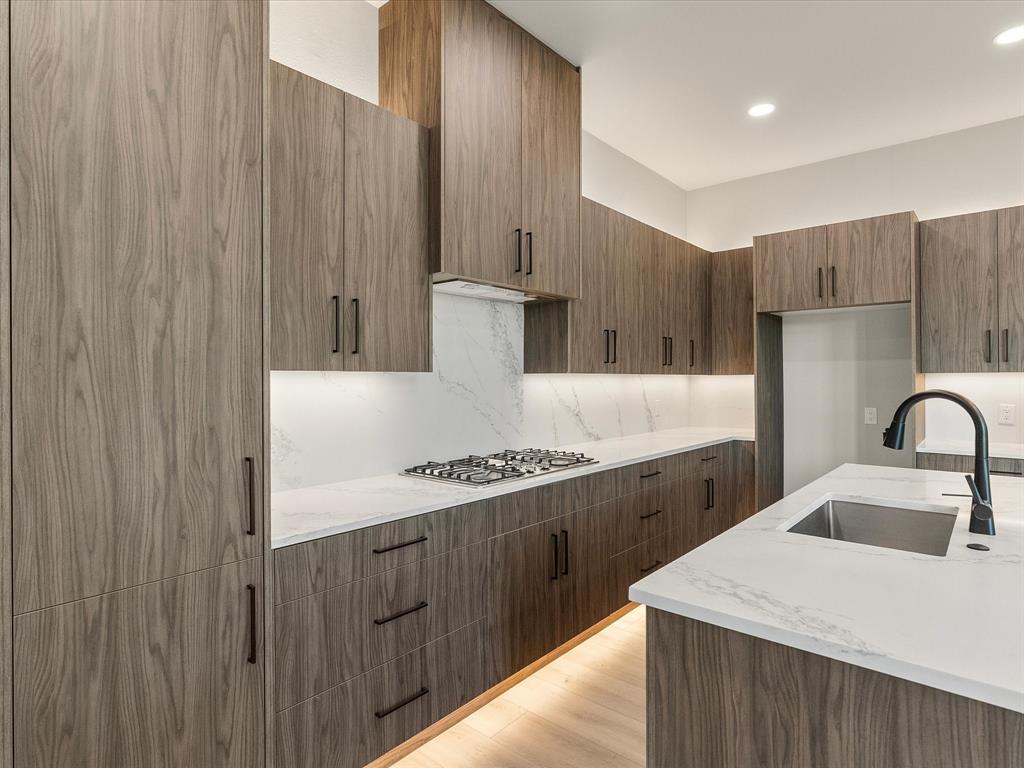 2025 Nichole Boulevard Property Photo 14