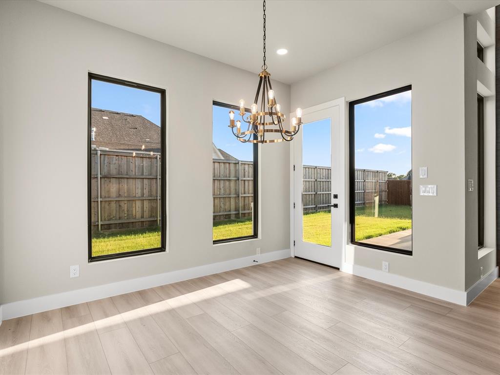 2025 Nichole Boulevard Property Photo 16