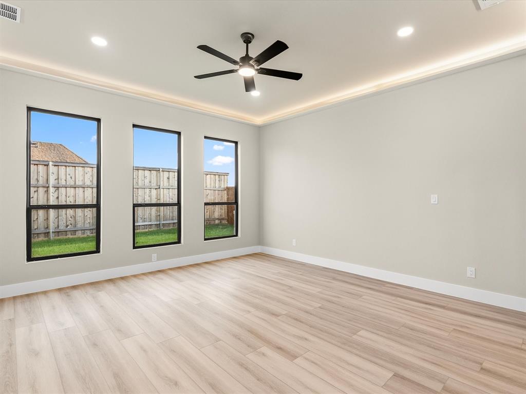 2025 Nichole Boulevard Property Photo 19