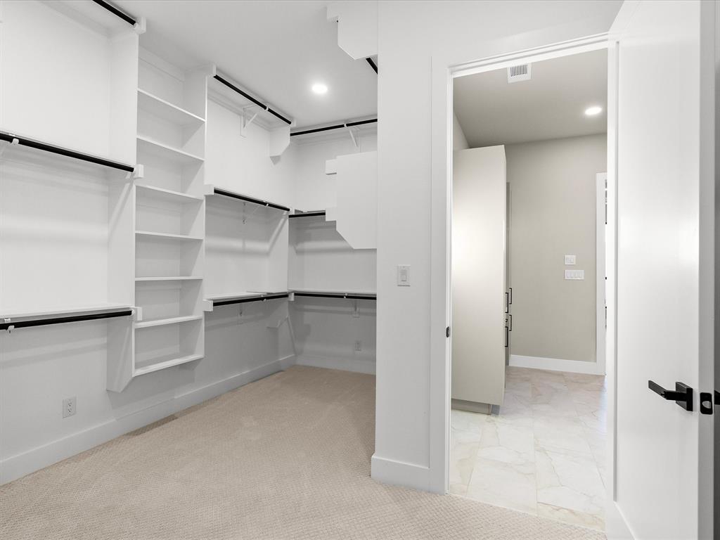2025 Nichole Boulevard Property Photo 23