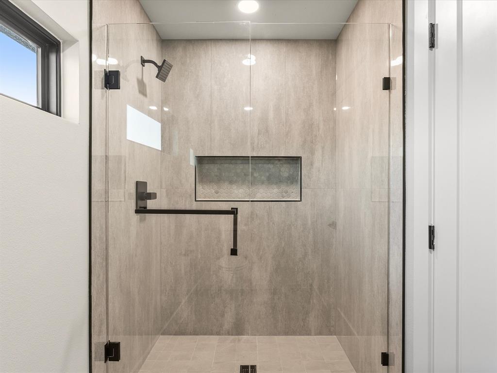 2025 Nichole Boulevard Property Photo 31