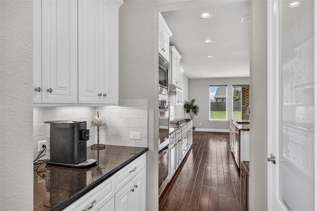 7505 River Park Drive Property Photo 11