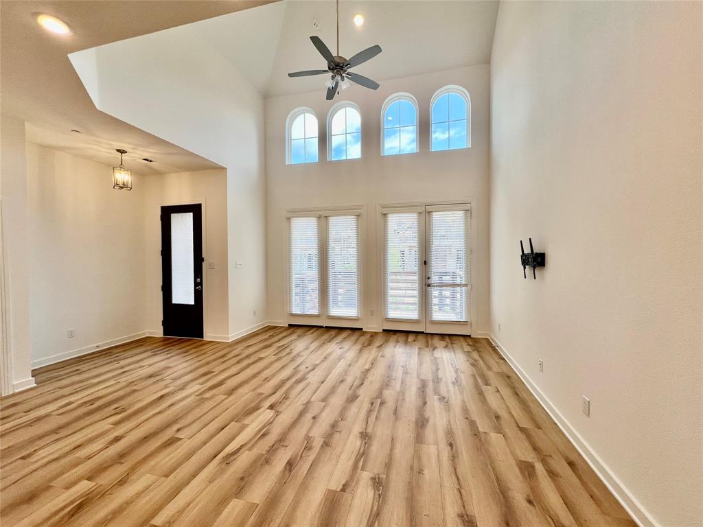 3708 Queen Road Property Photo 3