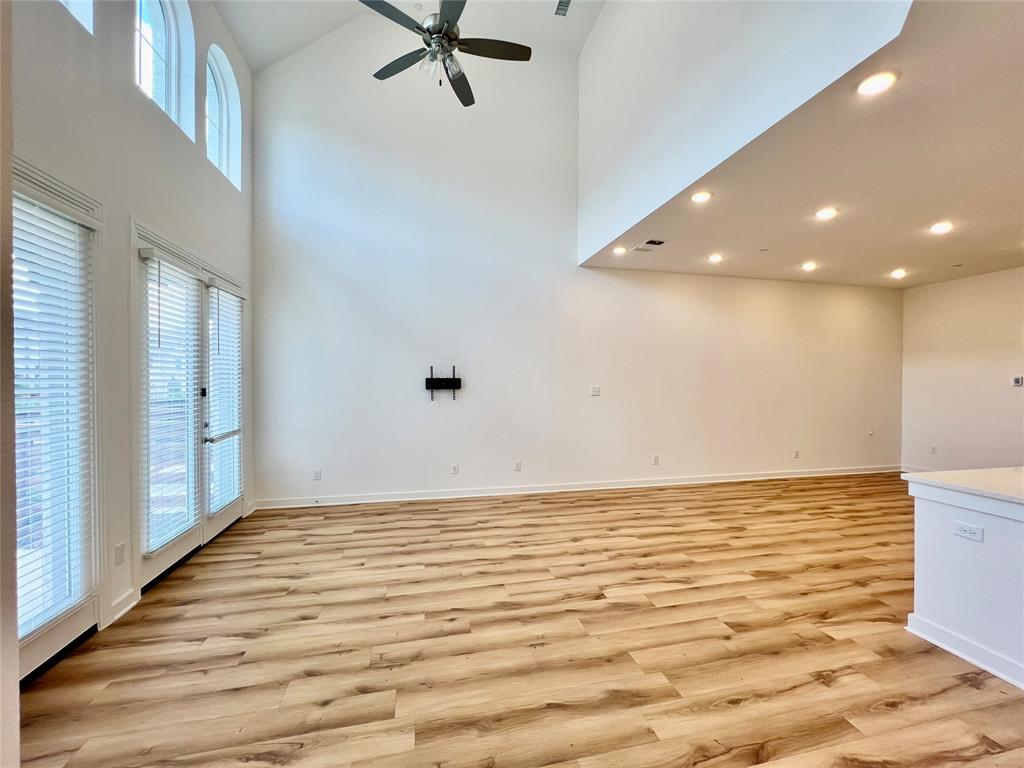 3708 Queen Road Property Photo 4