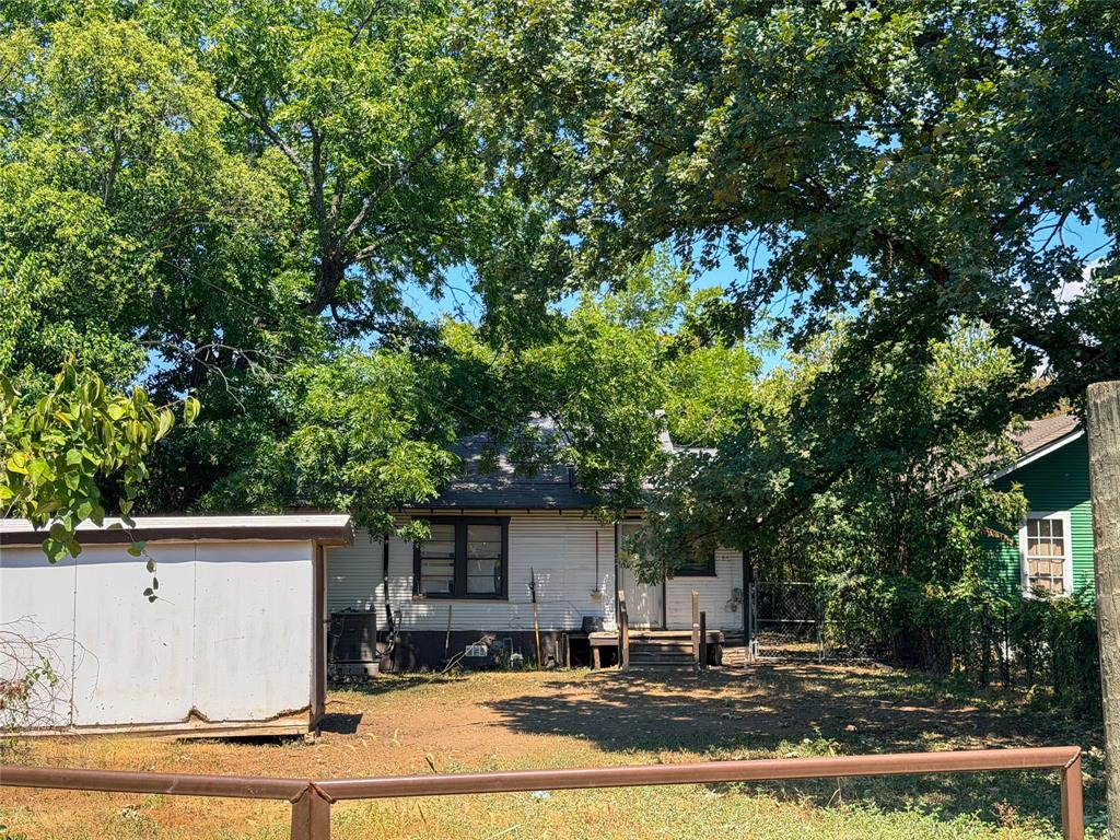 2512 Colonial Avenue Property Photo 7