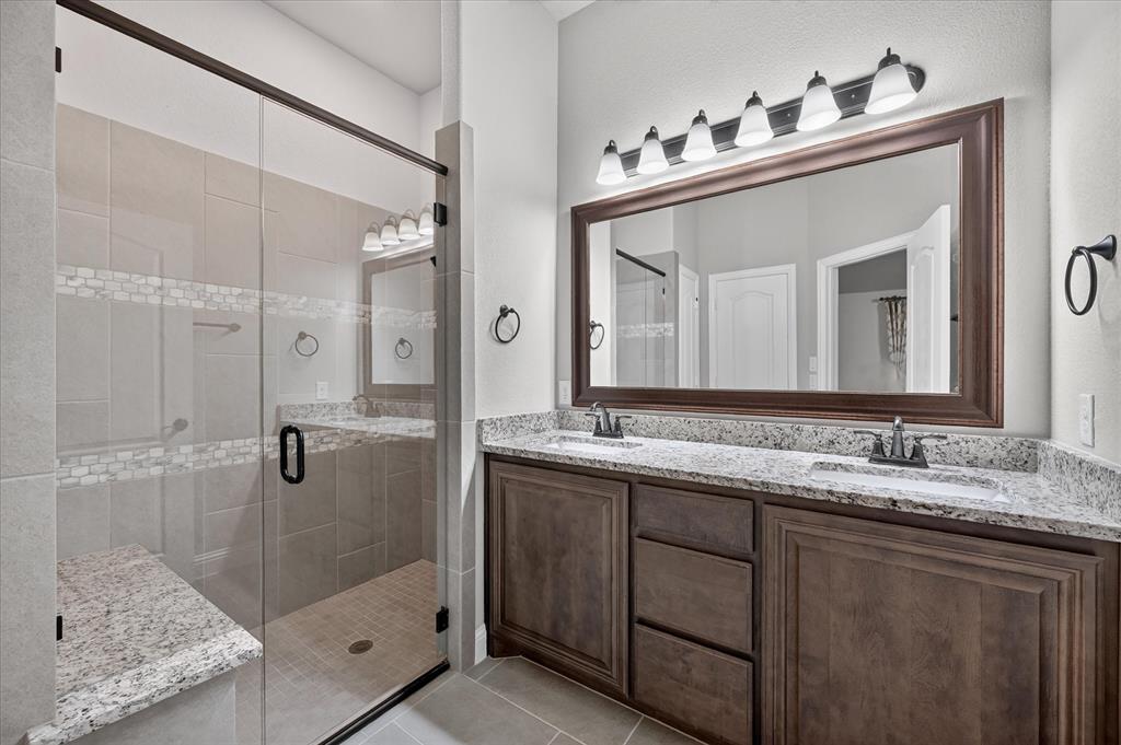 1941 Silverleaf Drive Property Photo 20