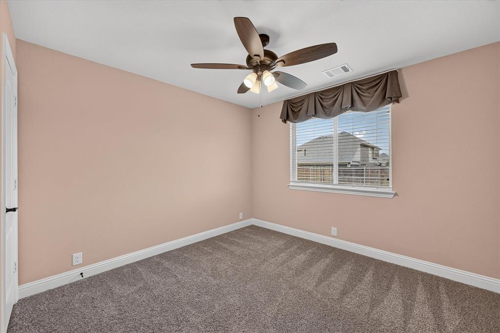 1941 Silverleaf Drive Property Photo 27