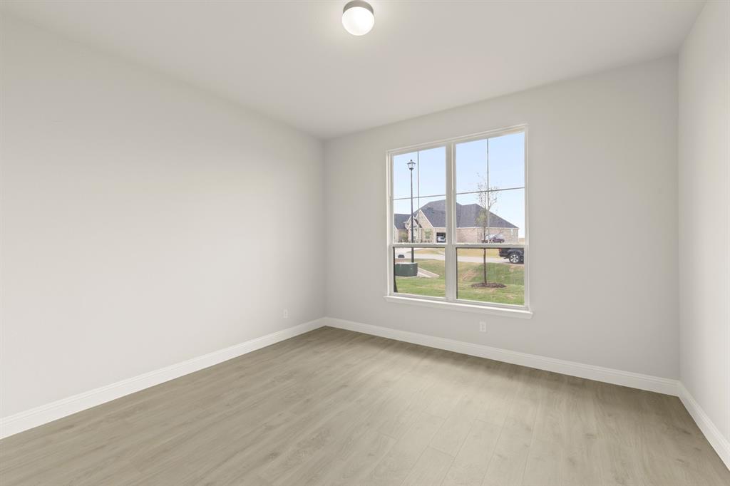 6633 Emerson Drive Property Photo 14
