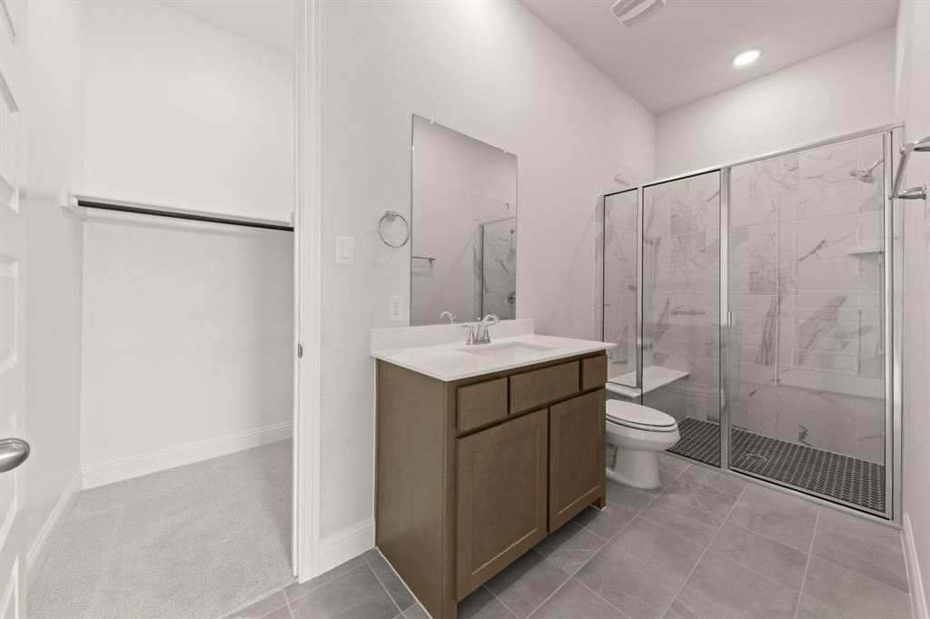 6633 Emerson Drive Property Photo 19
