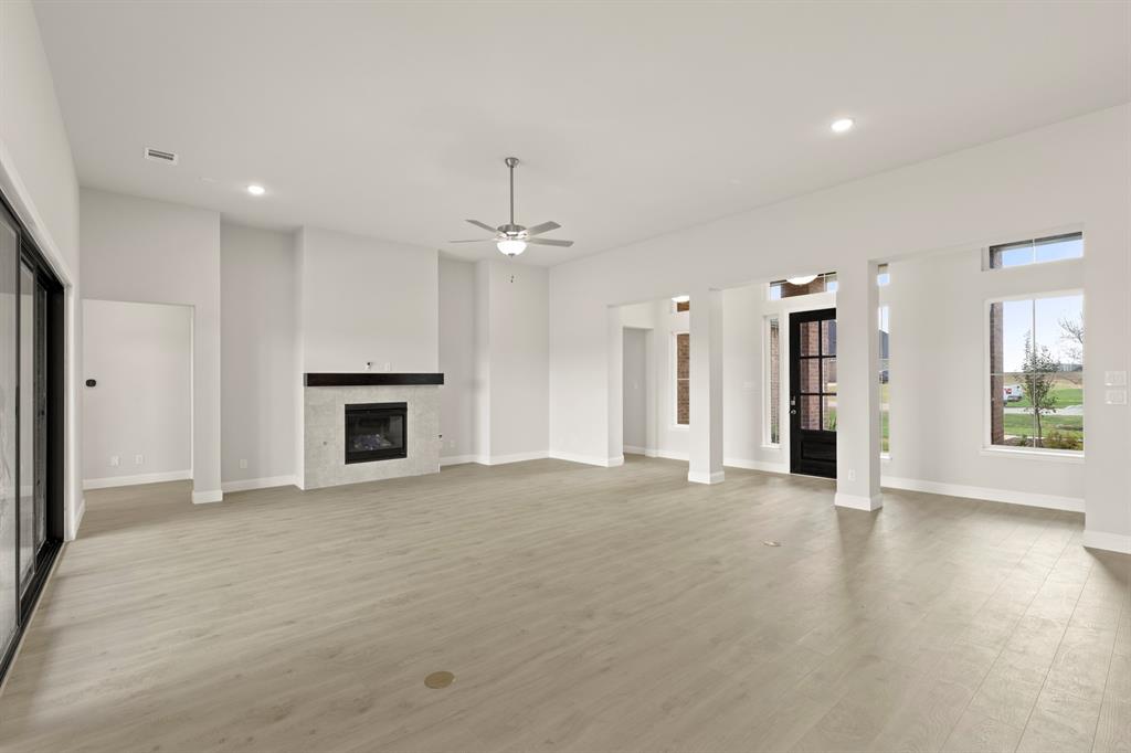 6633 Emerson Drive Property Photo 24