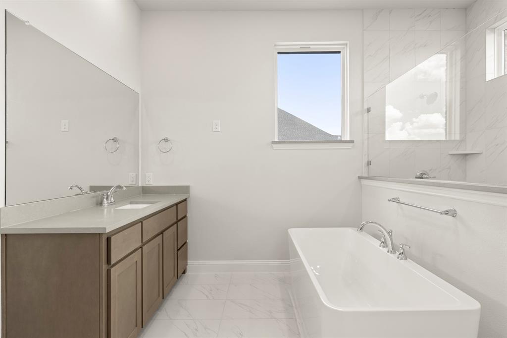 6633 Emerson Drive Property Photo 32