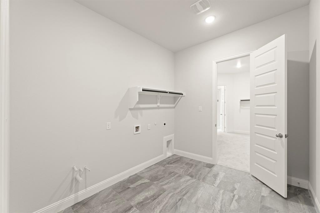 6633 Emerson Drive Property Photo 35