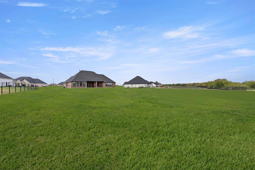 6633 Emerson Drive Property Photo 40