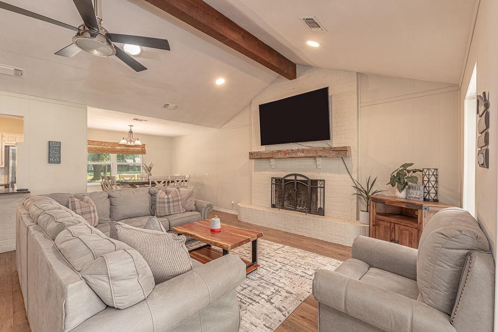 542 Arrowwood Beach Road Property Photo 6