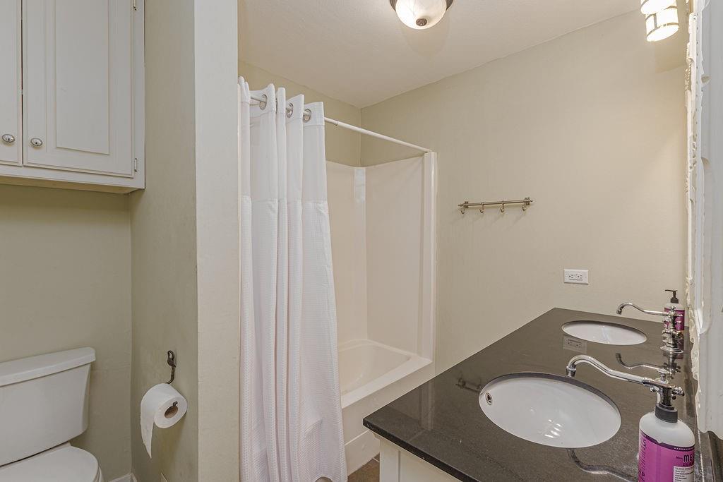 542 Arrowwood Beach Road Property Photo 11