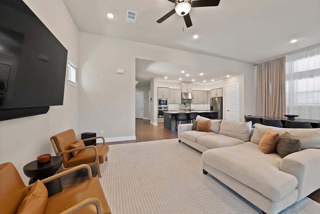 2585 Four Roses Drive Property Photo 13