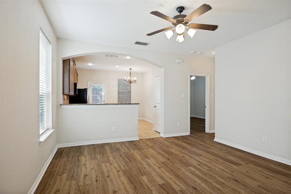 7925 Hannah Street Property Photo 6