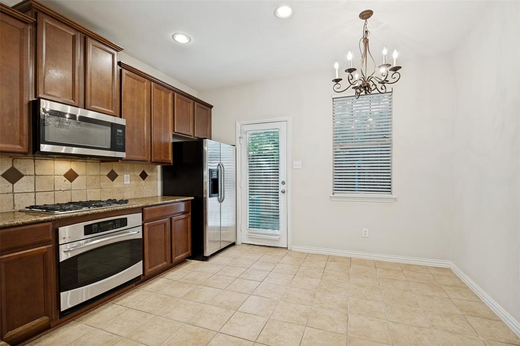 7925 Hannah Street Property Photo 7