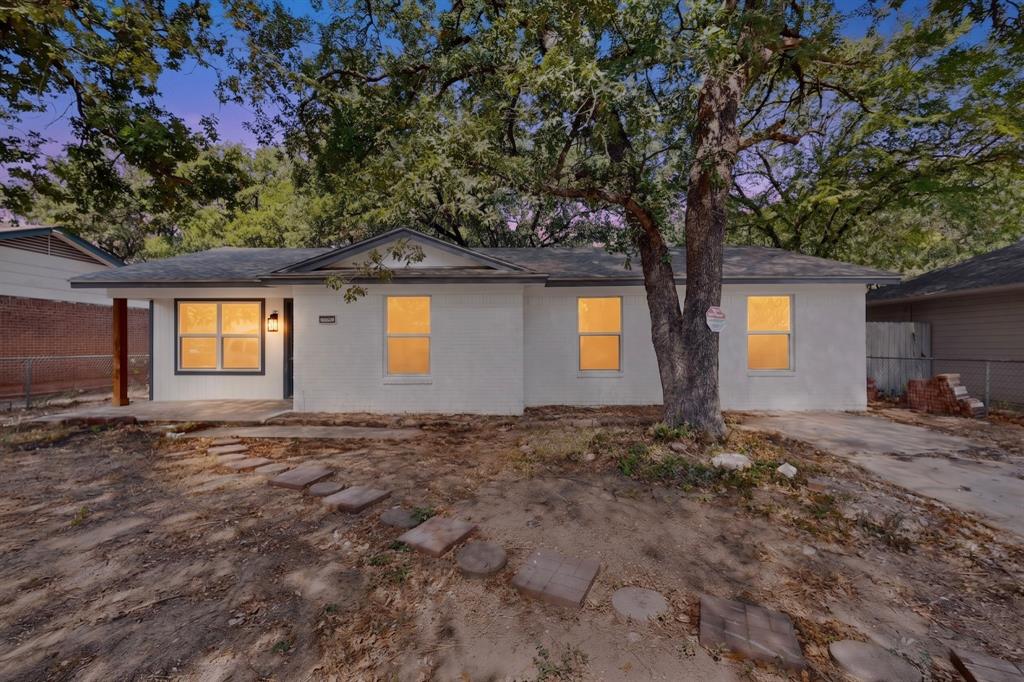 3029 Forestdale Lane Property Photo 1