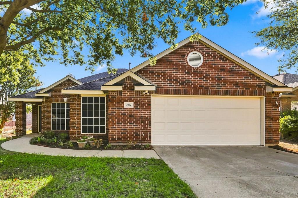 7202 Hillshire Lane Property Photo 1