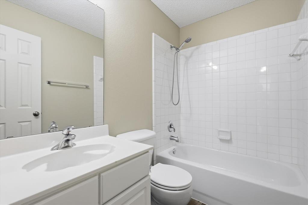 7202 Hillshire Lane Property Photo 26