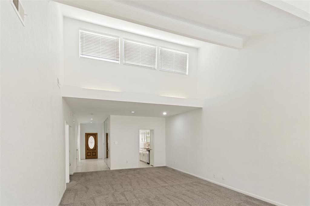 12250 Montego Plaza Property Photo 10