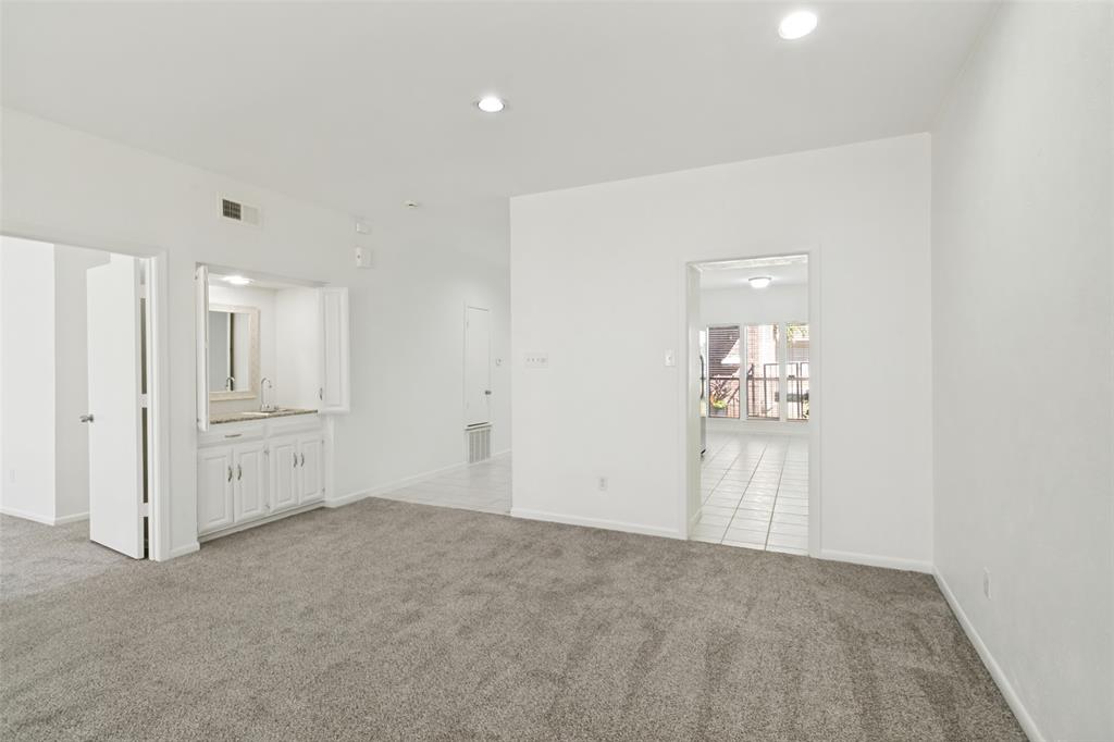 12250 Montego Plaza Property Photo 11