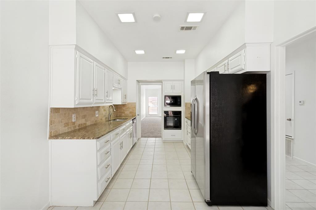 12250 Montego Plaza Property Photo 17