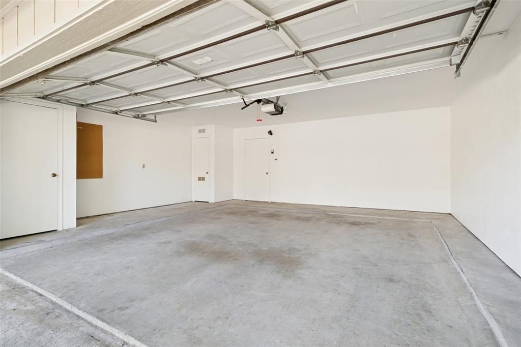 12250 Montego Plaza Property Photo 26