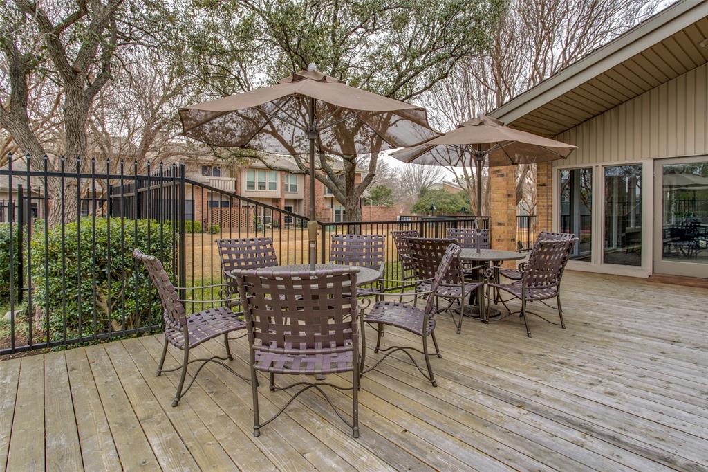 12250 Montego Plaza Property Photo 35