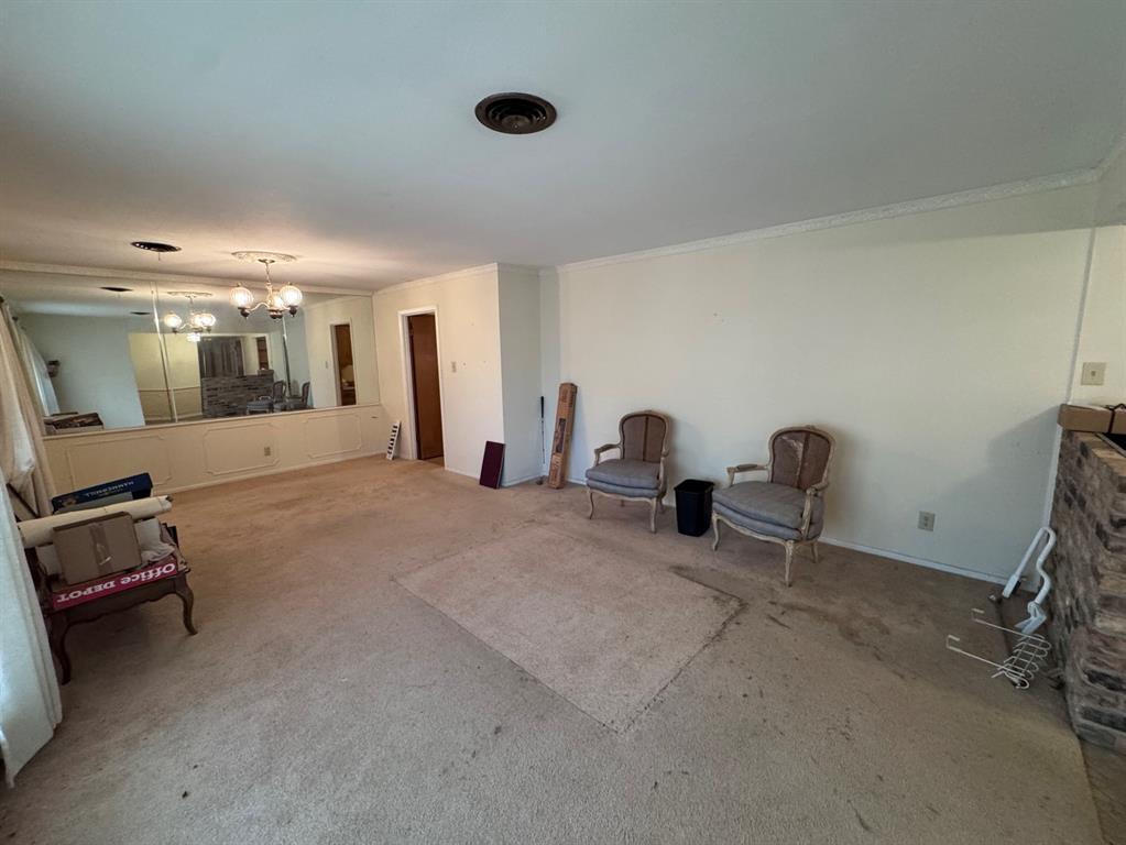 806 Sharpshire Street Property Photo 7