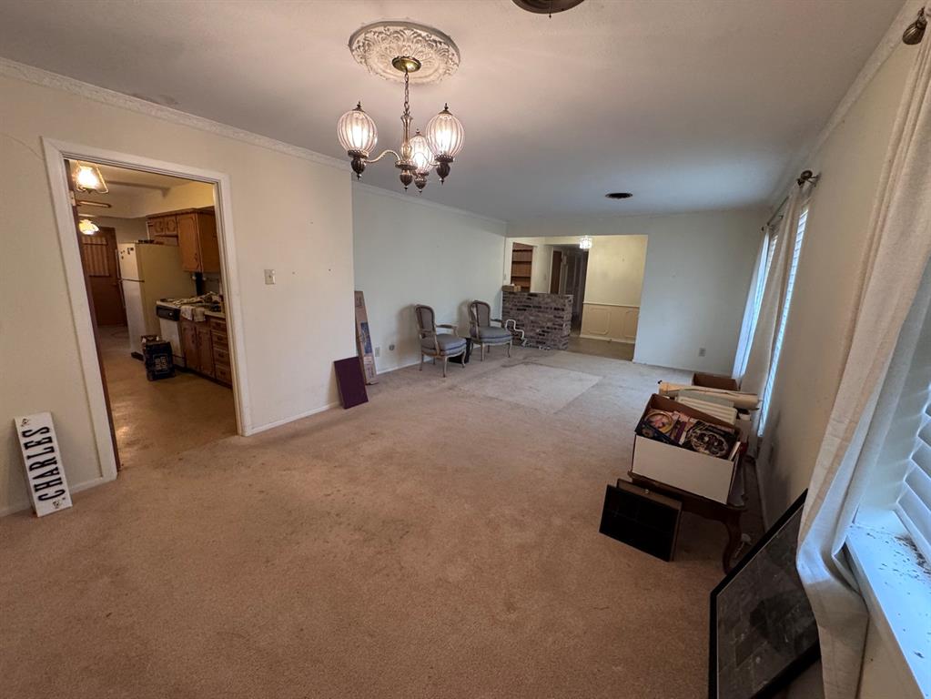 806 Sharpshire Street Property Photo 10