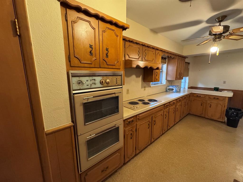 806 Sharpshire Street Property Photo 13