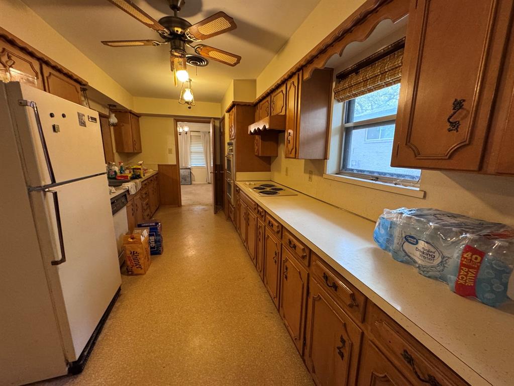 806 Sharpshire Street Property Photo 19