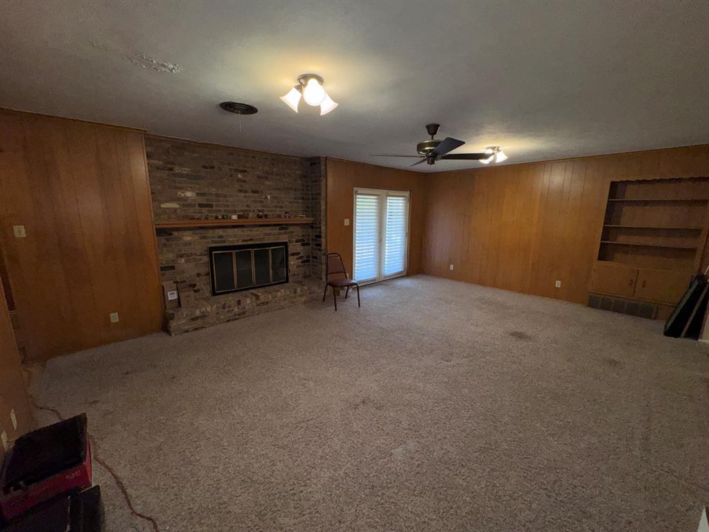 806 Sharpshire Street Property Photo 24