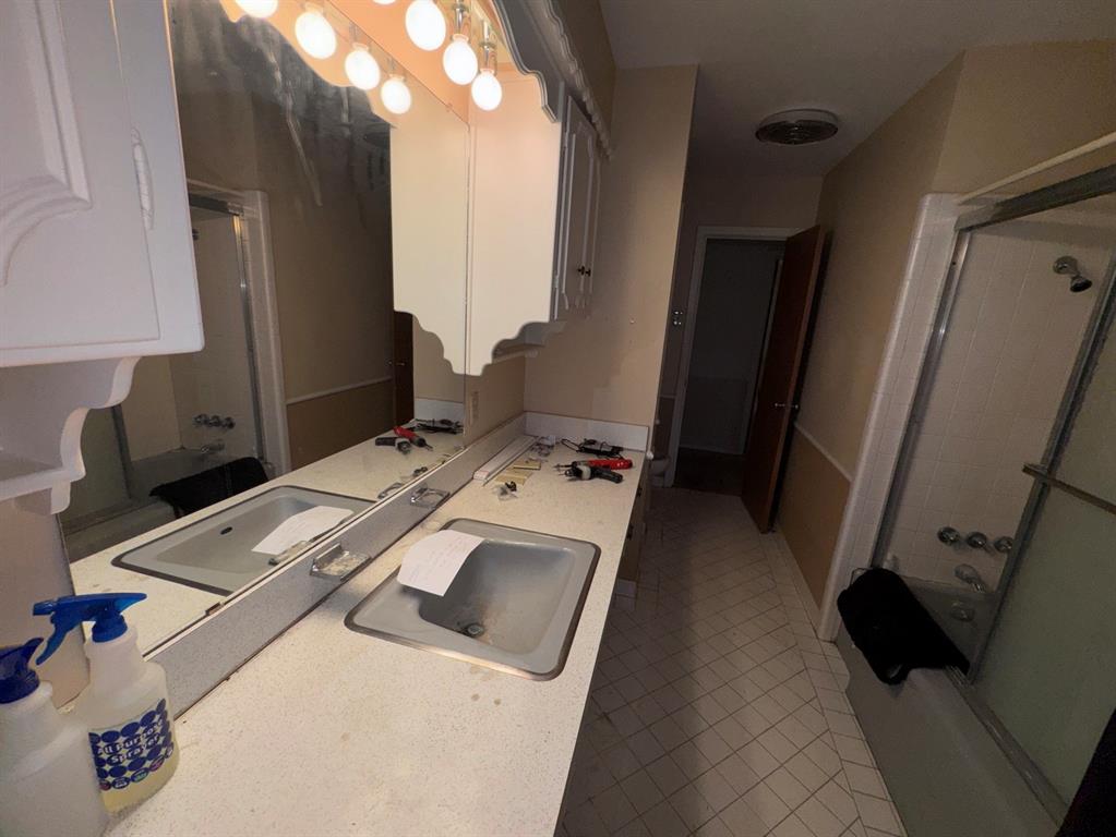 806 Sharpshire Street Property Photo 30