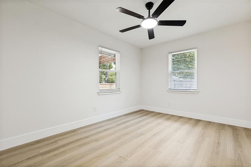 2553 Dorrington Drive Property Photo 11