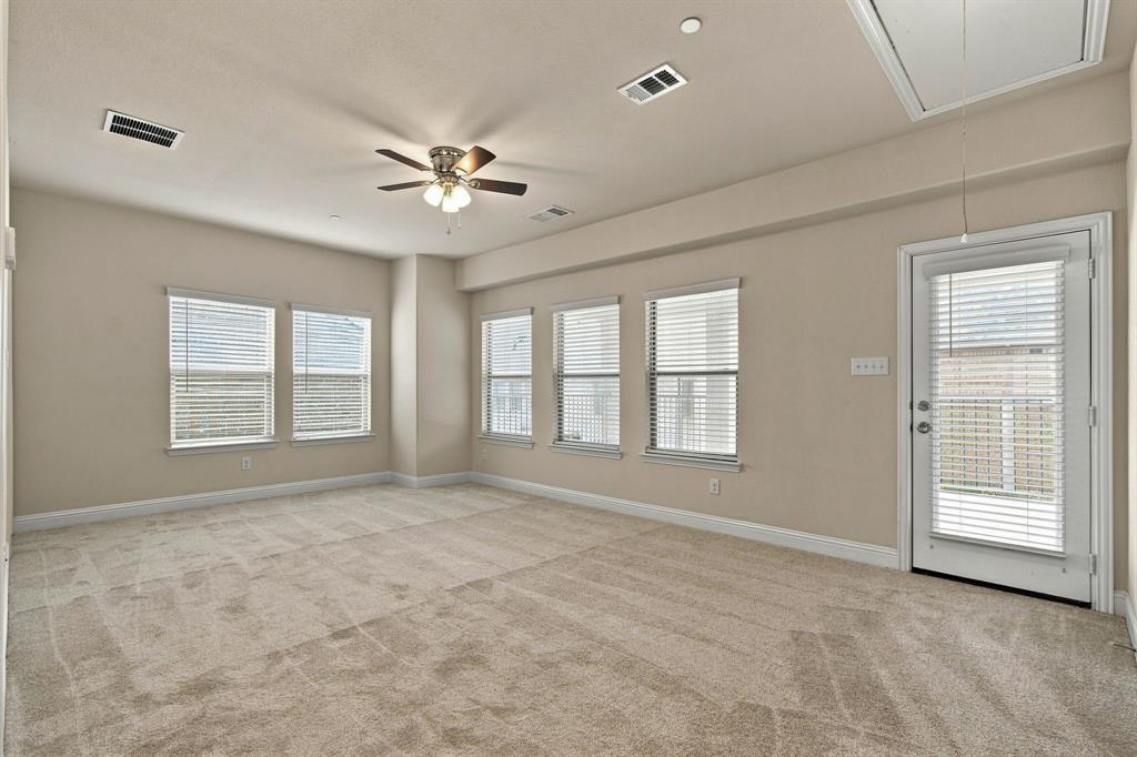 303 Ferndale Street Property Photo 23