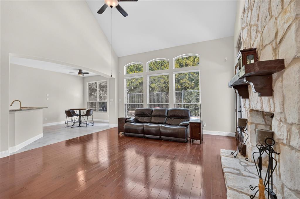 6832 Foghorn Lane Property Photo 10